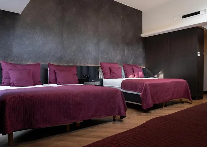 Hotel Sebastians