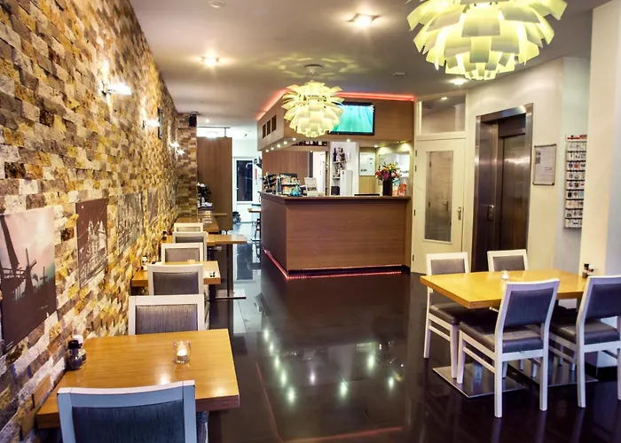 Hotel Larende
